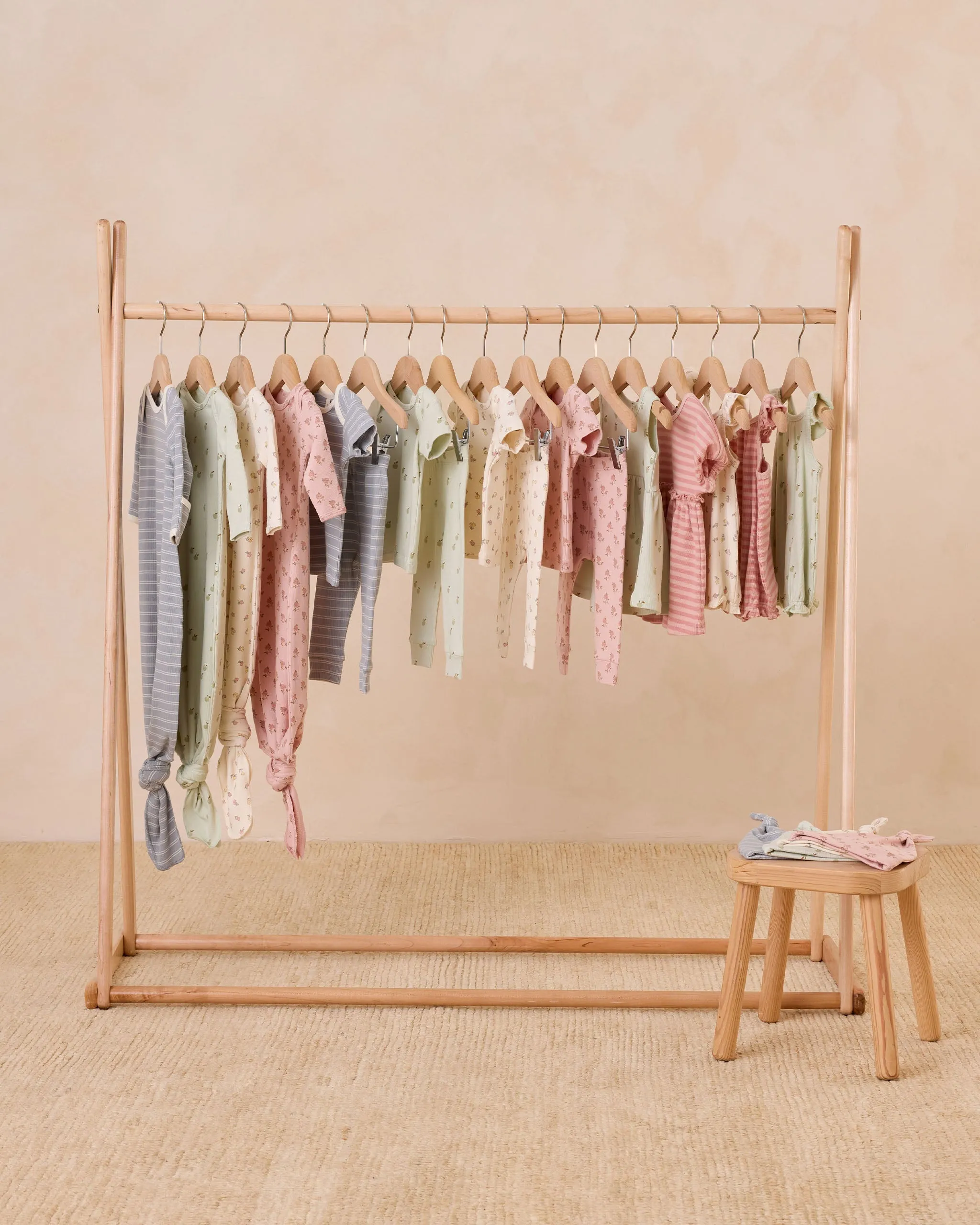 -Knotted Baby Gown   Hat Set || Fleur-