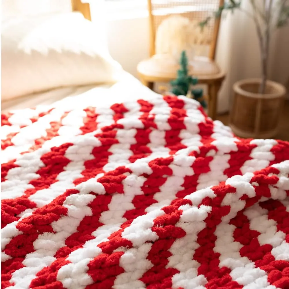 Abound Chunky Knit Blanket Throw (50"x60", 5 lbs) - Soft Chenille Yarn Knitted - Cable Style Throw Blanket - Weighted - Machine Washable (White and Red)