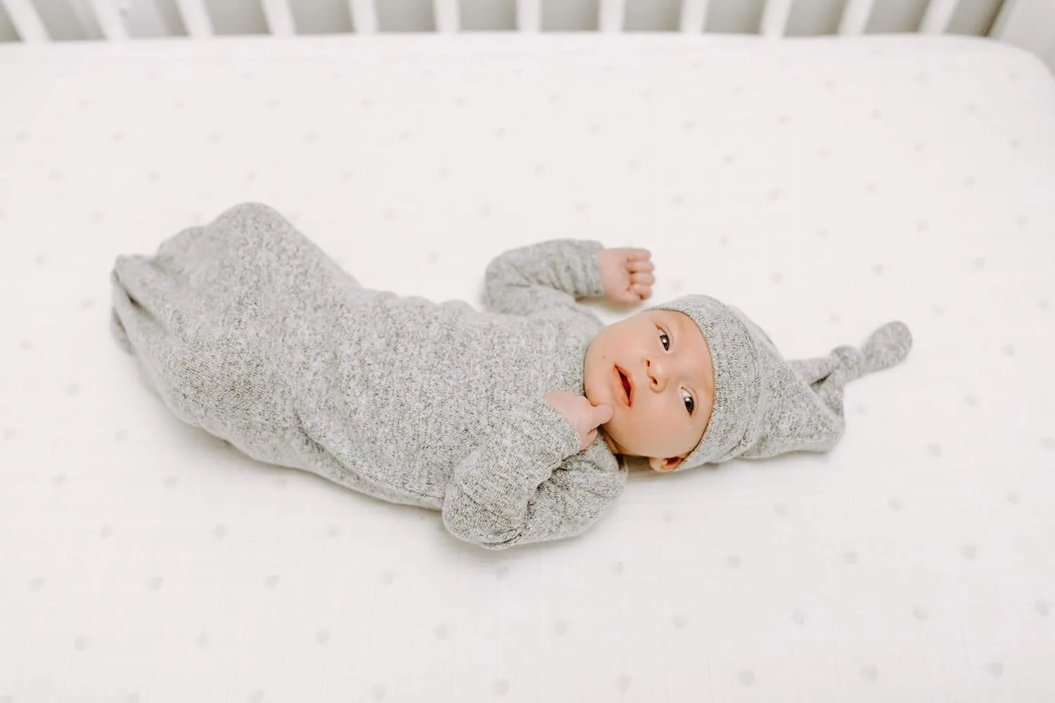 aden   anais Snuggle Knit Newborn Gift Set with Knotted Baby Gown, Swaddle Blanket, Infant Hat, and Bandana Bib, 0-3 Months, Heather Grey