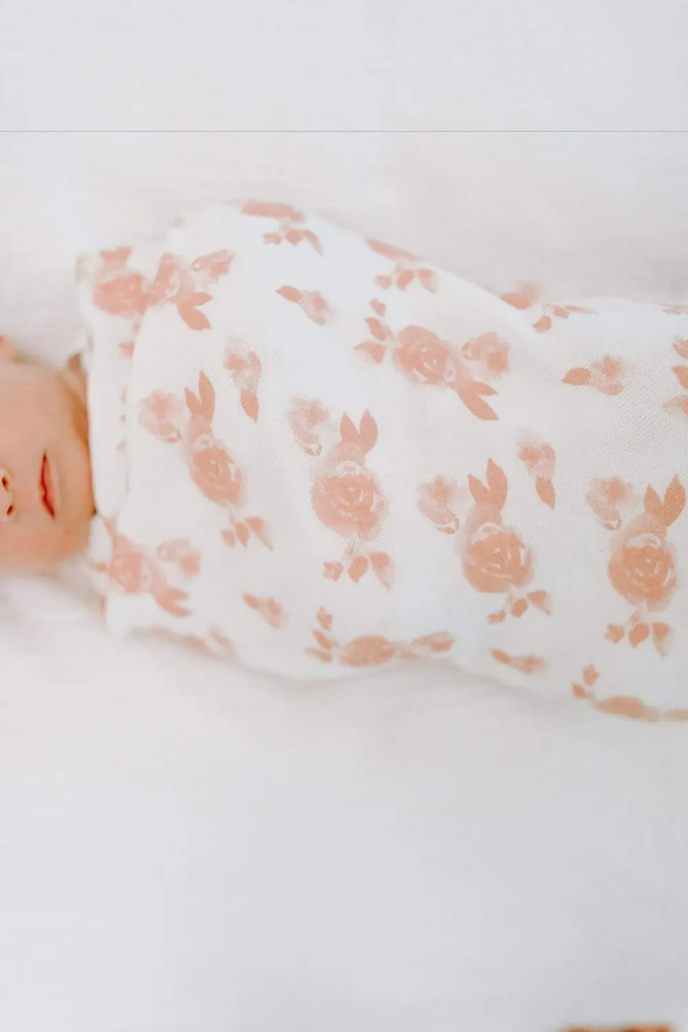 aden   anais Snuggle Knit Newborn Gift Set with Knotted Baby Gown, Swaddle Blanket, Infant Hat, and Bandana Bib, 0-3 Months, Rosettes