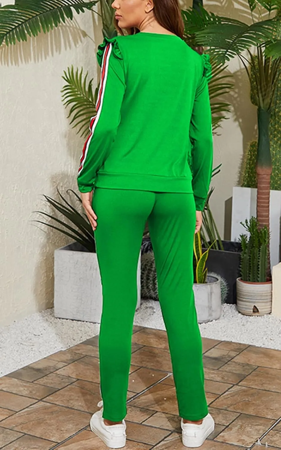 Akmipoem Women's 2 Piece Outfits Ruffle Sleeve Sweatshirt and Pants Sweatsuits Set Tracksuits