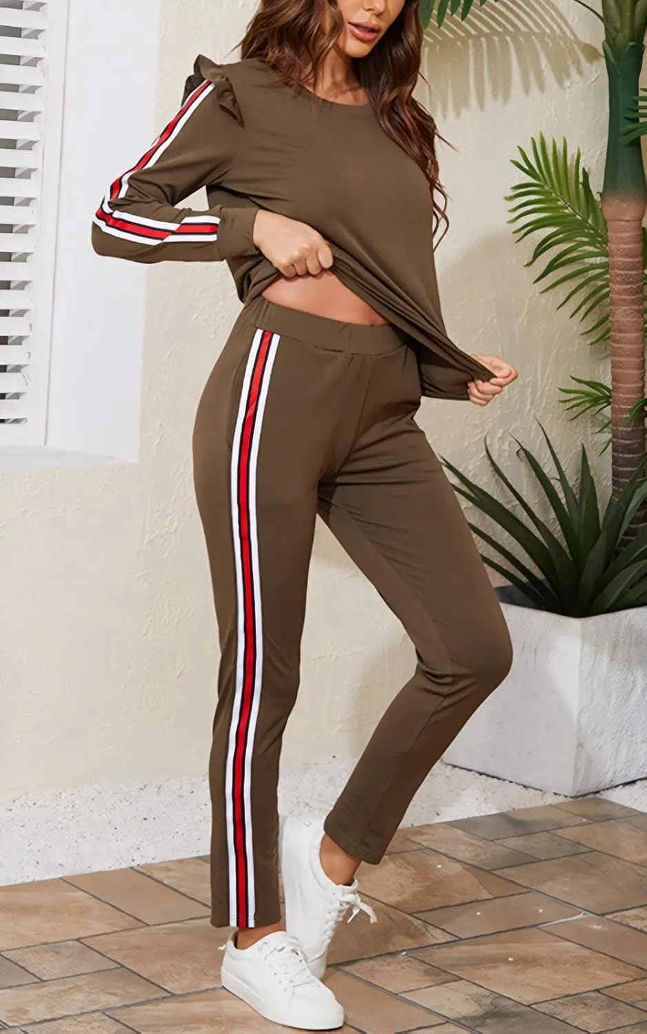 Akmipoem Women's 2 Piece Outfits Ruffle Sleeve Sweatshirt and Pants Sweatsuits Set Tracksuits
