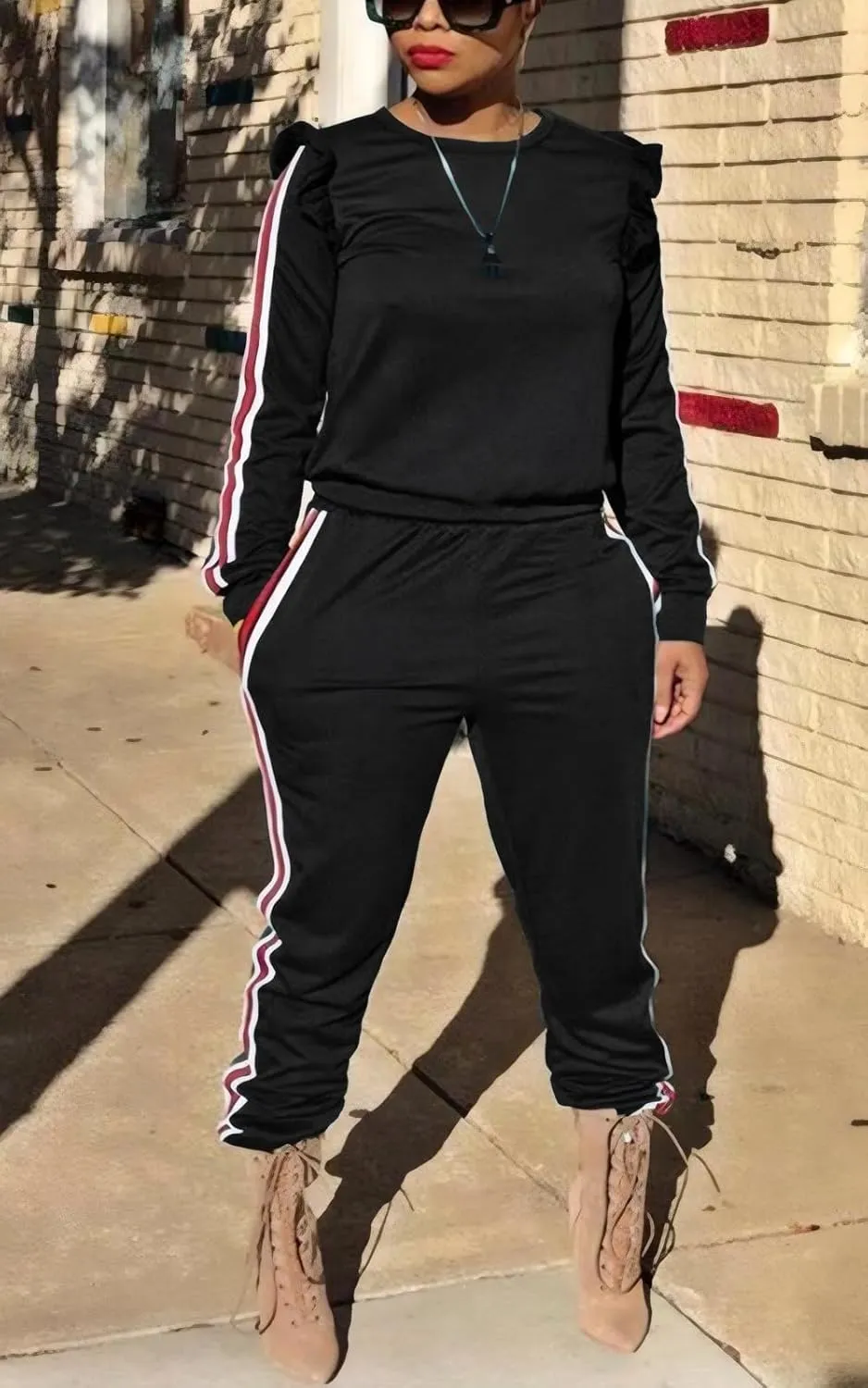 Akmipoem Women's 2 Piece Outfits Ruffle Sleeve Sweatshirt and Pants Sweatsuits Set Tracksuits