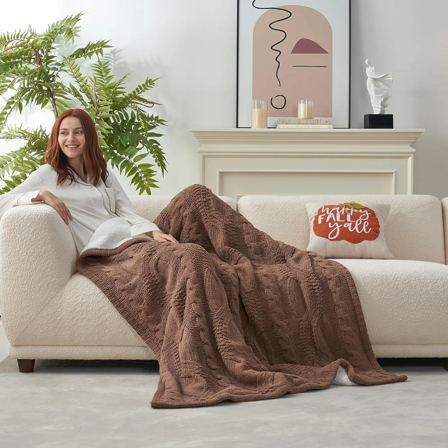 Amélie Home Cable Knit Sherpa Throw Blanket for Couch Twin, Chenille Reversible Soft Cozy Fleece Throw Blankets for Bed Sofa Chair Living Room Comfortable Home Spring Decor, 60"x80", Brown