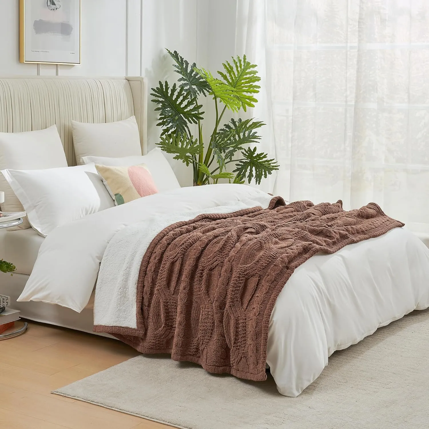 Amélie Home Cable Knit Sherpa Throw Blanket for Couch Twin, Chenille Reversible Soft Cozy Fleece Throw Blankets for Bed Sofa Chair Living Room Comfortable Home Spring Decor, 60"x80", Brown