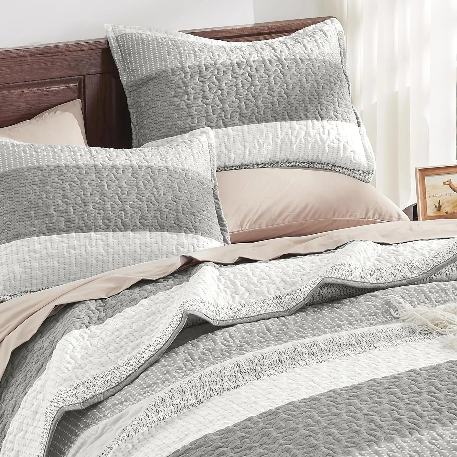 Andency Grey Striped Quilt King(106x96Inch), 3 Pieces (1 Quilt and 2 Pillowcases) Patchwork Bedspread Coverlet Set, Soft Microfiber Quilted Bedding Set