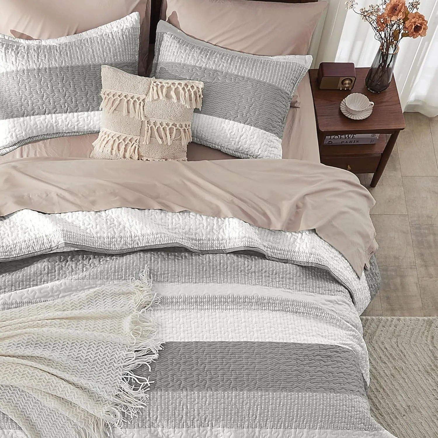 Andency Grey Striped Quilt King(106x96Inch), 3 Pieces (1 Quilt and 2 Pillowcases) Patchwork Bedspread Coverlet Set, Soft Microfiber Quilted Bedding Set