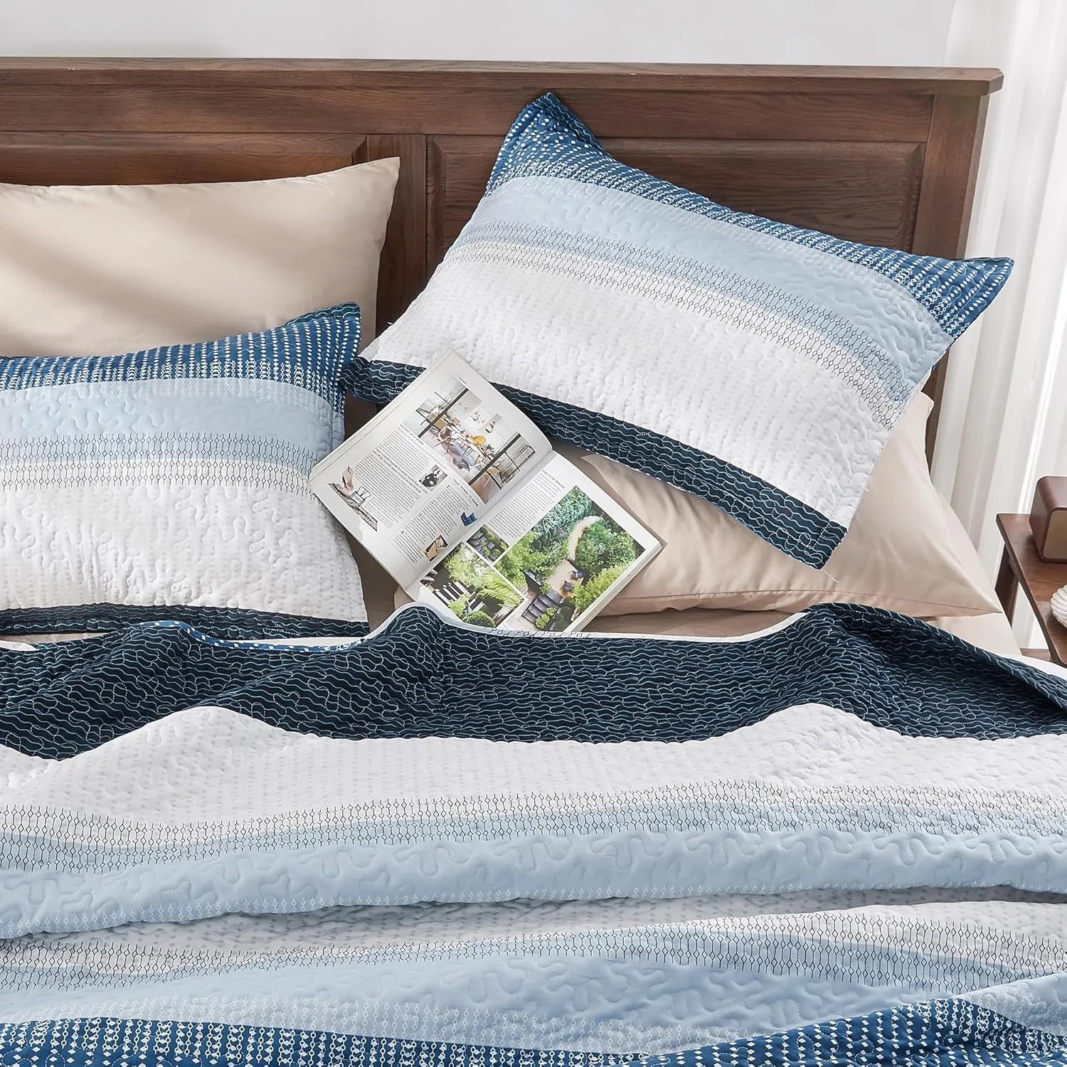 Andency Navy Blue Striped Quilt King(106x96Inch), 3 Pieces (1 Quilt and 2 Pillowcases) Patchwork Bedspread Coverlet Set, Soft Microfiber Quilted Bedding Set