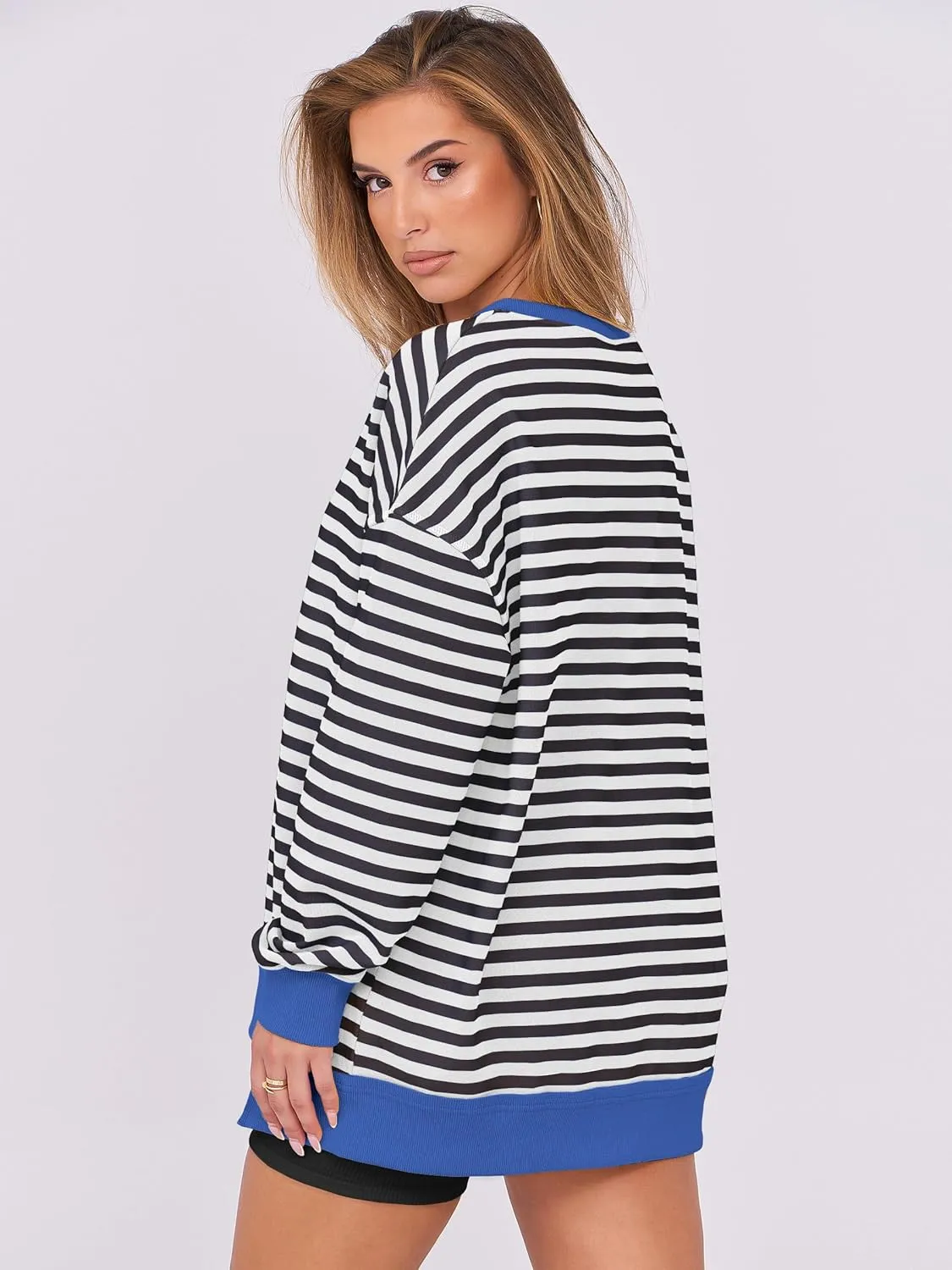ANRABESS Womens Oversized Sweatshirts V Neck Long Sleeve Tunic Lightweight Pullover Shirts 2025 Fall Tops Teen Girls Outfits