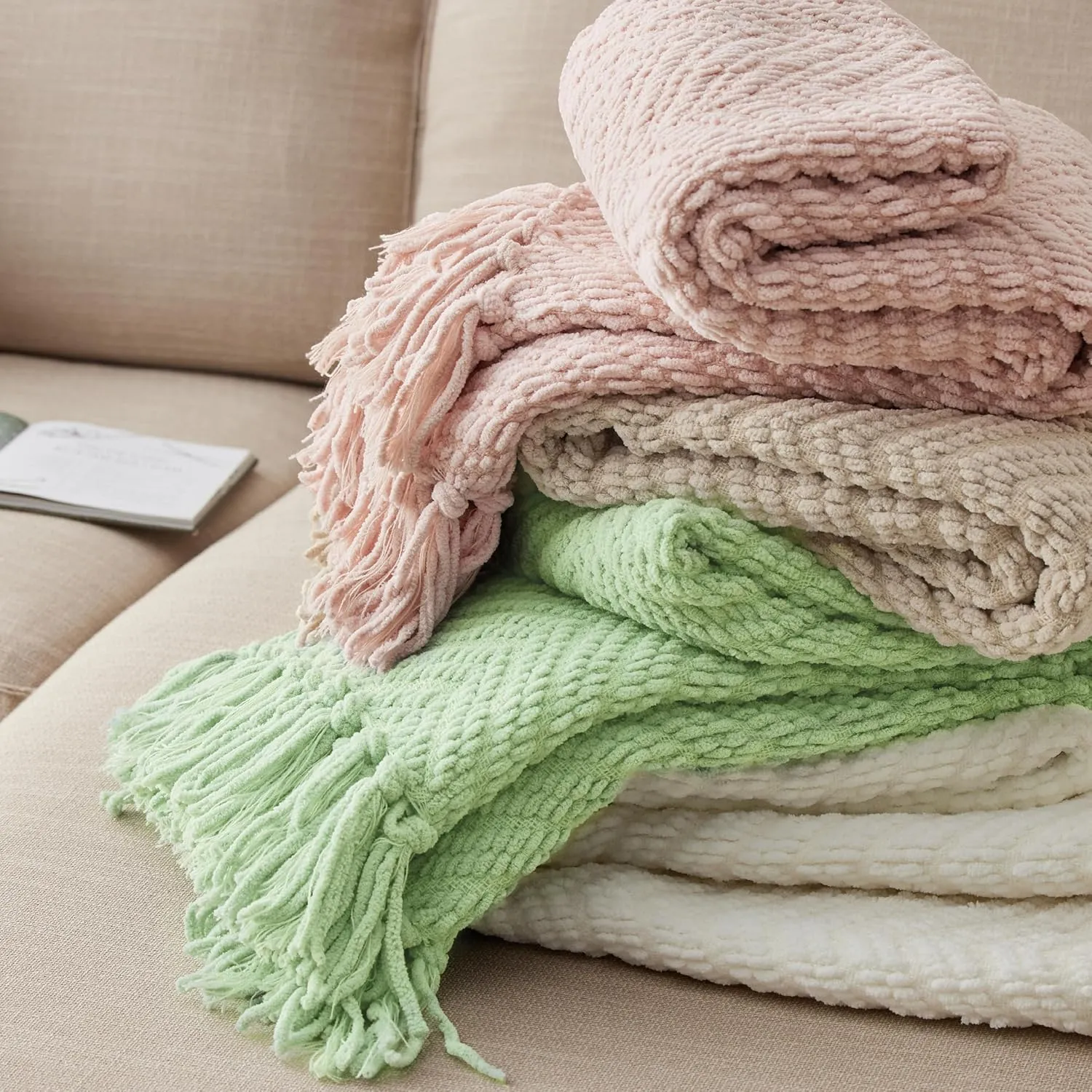 Bedsure Throw Blankets for Couch - Textured Chunky Knit Woven Chenille Blanket - Super Soft, Warm Decorative Boho Throw with Tassels for Bed, Sofa and Living Room Decor, Light Green, 50x60 Inches