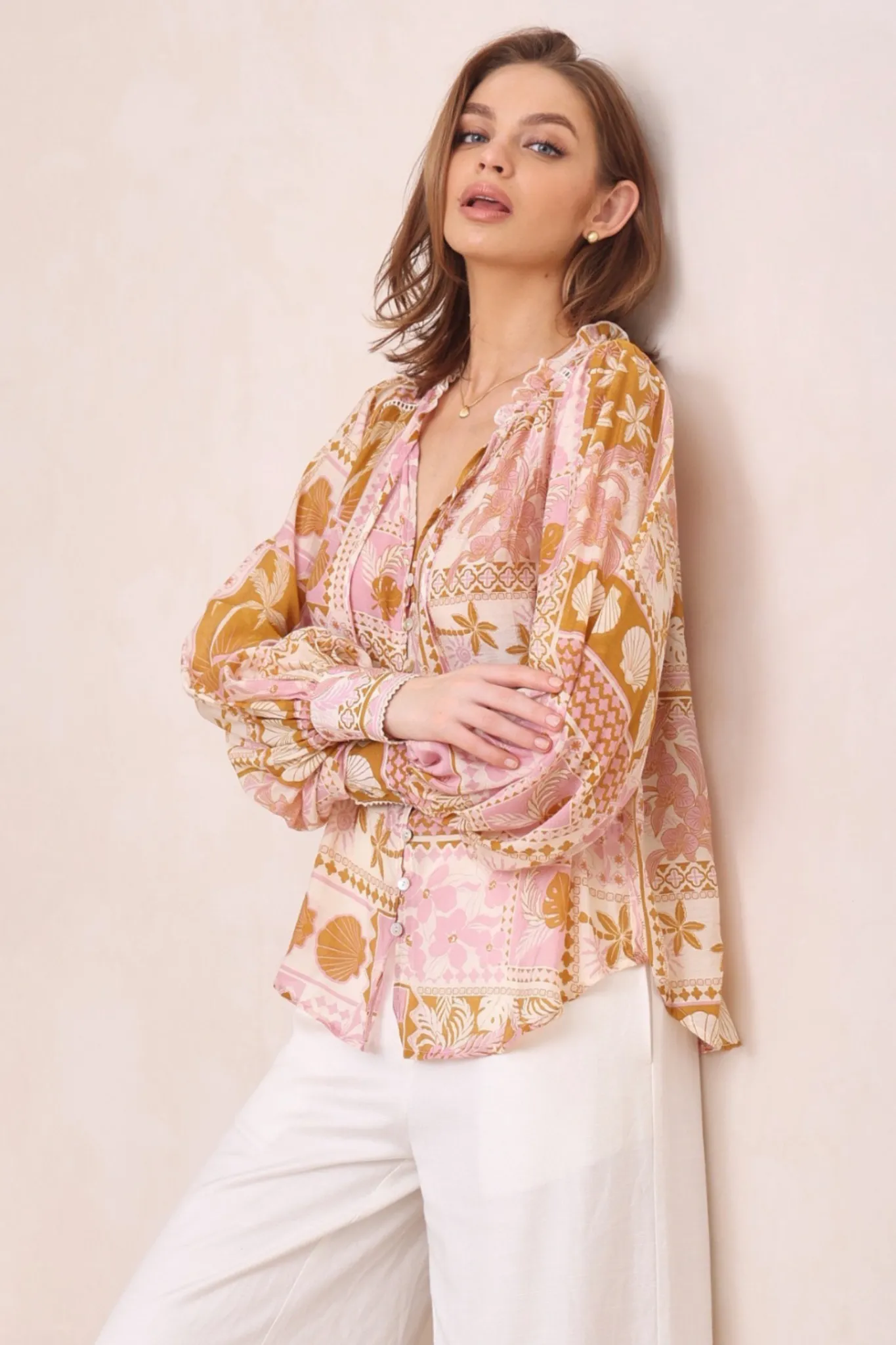 Bella shirt