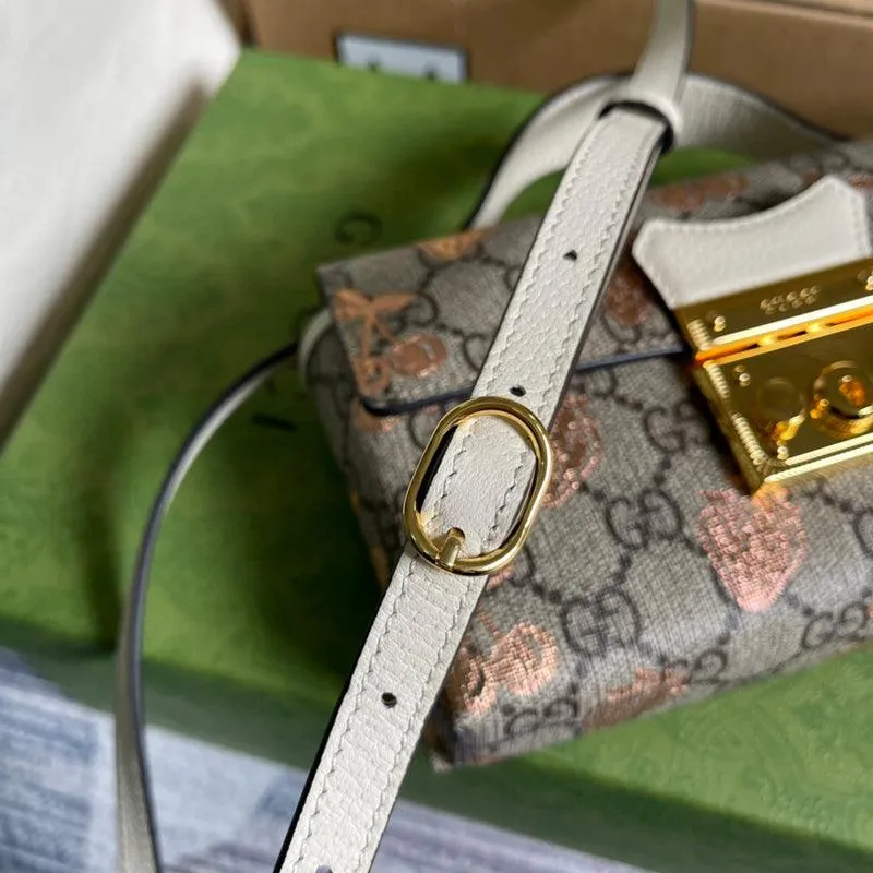 Charm - GG Bags - 1546