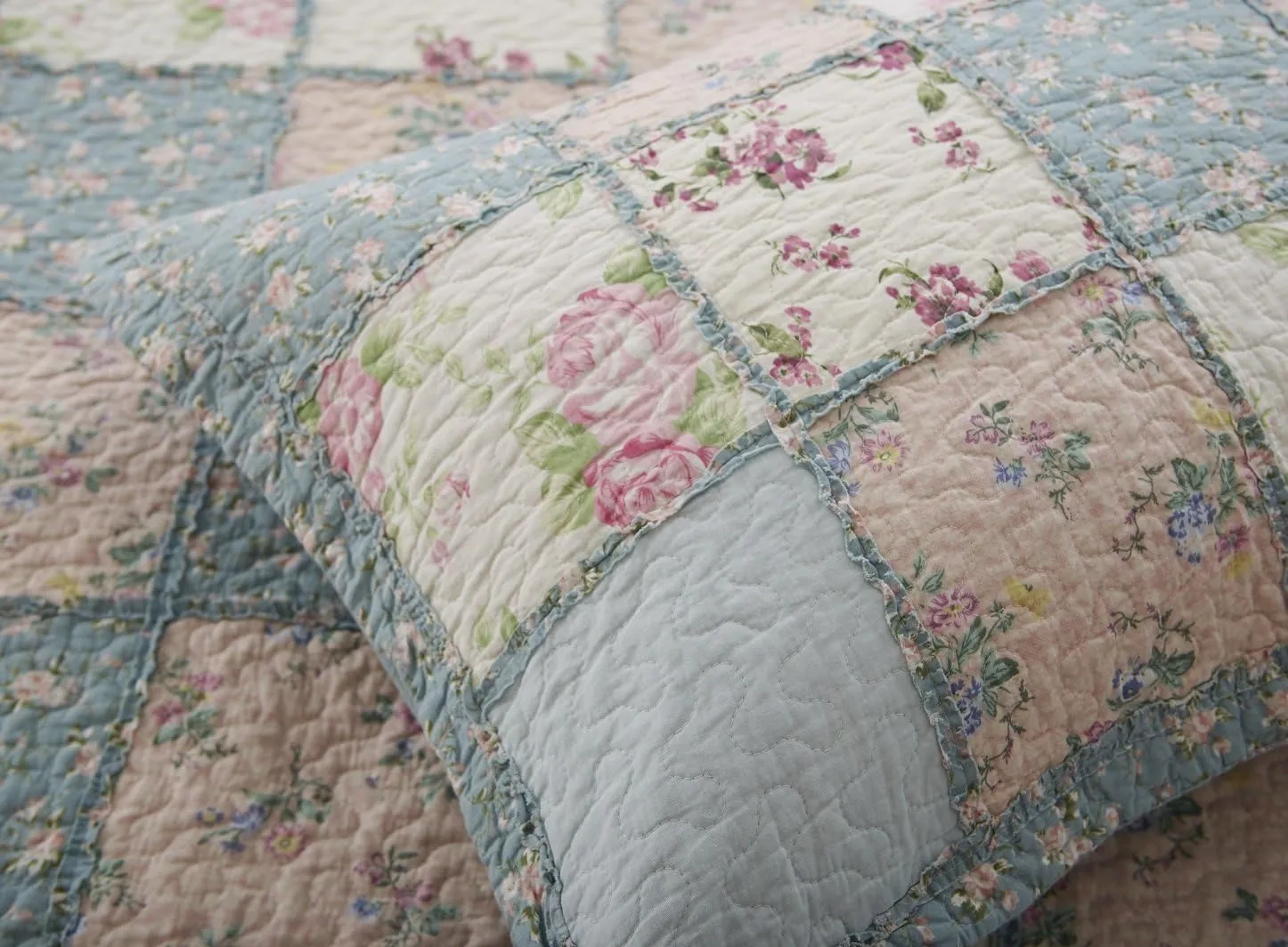 Chezmoi Collection Abbi 3-Piece Shabby Chic Bedding King Quilt Set Pre-Washed Cotton Floral Coverlet Bedspread Ruffled Patchwork Quilt King Size