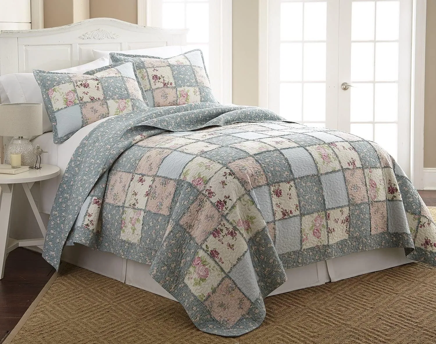 Chezmoi Collection Abbi 3-Piece Shabby Chic Bedding King Quilt Set Pre-Washed Cotton Floral Coverlet Bedspread Ruffled Patchwork Quilt King Size