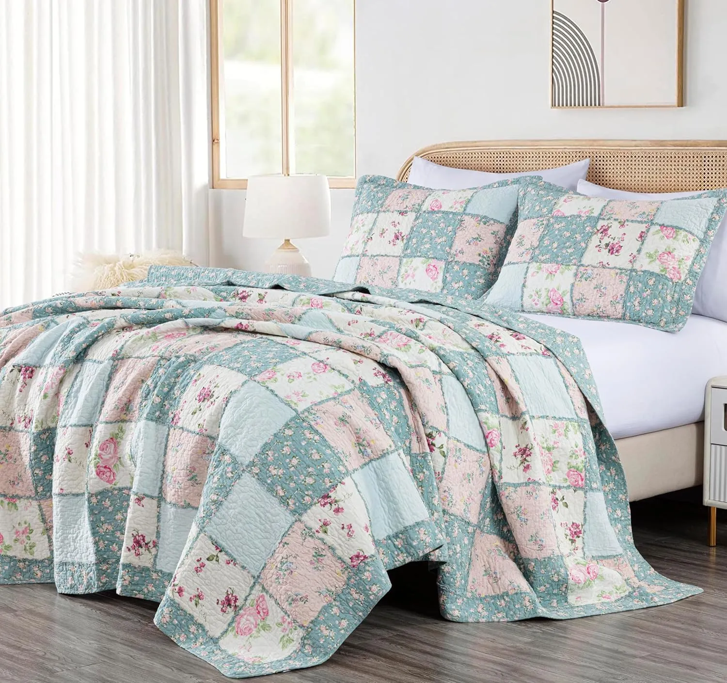 Chezmoi Collection Abbi 3-Piece Shabby Chic Bedding King Quilt Set Pre-Washed Cotton Floral Coverlet Bedspread Ruffled Patchwork Quilt King Size