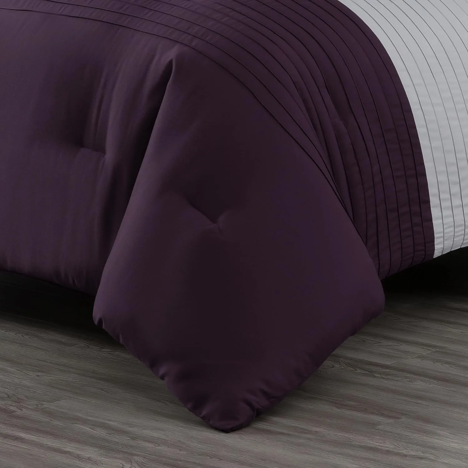 Chezmoi Collection Briar 7-Piece Queen Bed in a Bag - All Season Lightweight Microfiber Comforter Set - Includes Sheets & Shams - Purple/Lavender/Gray Pleated Stripe Design