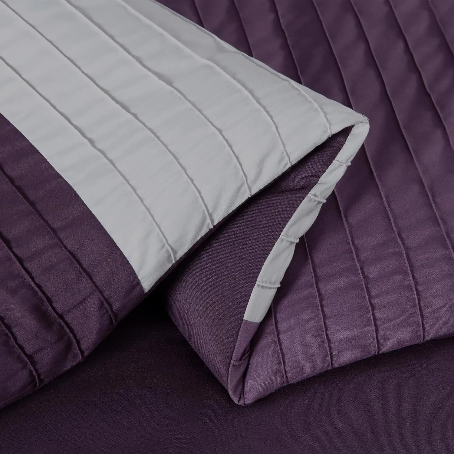 Chezmoi Collection Briar 7-Piece Queen Bed in a Bag - All Season Lightweight Microfiber Comforter Set - Includes Sheets & Shams - Purple/Lavender/Gray Pleated Stripe Design