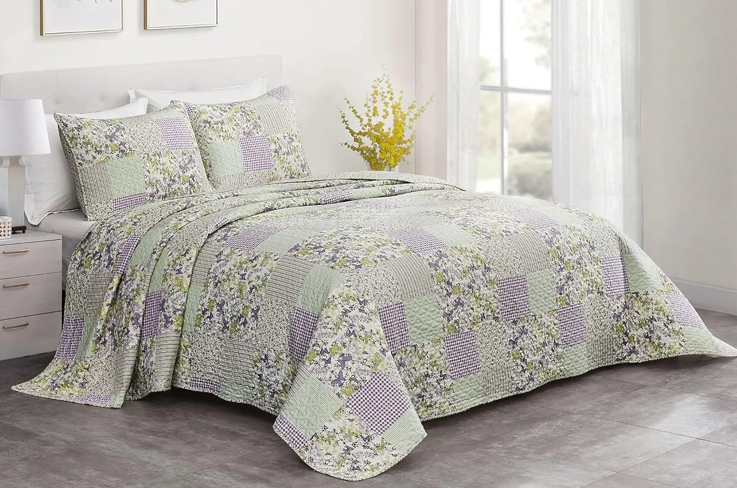 Chezmoi Collection Daisy 3-Piece Printed Patchwork Quilt Set - Purple Butterfly Botanical Candy Stripe Checkered Coverlet - Pre-Washed Microfiber Lightweight Reversible Bedspread, Queen Size