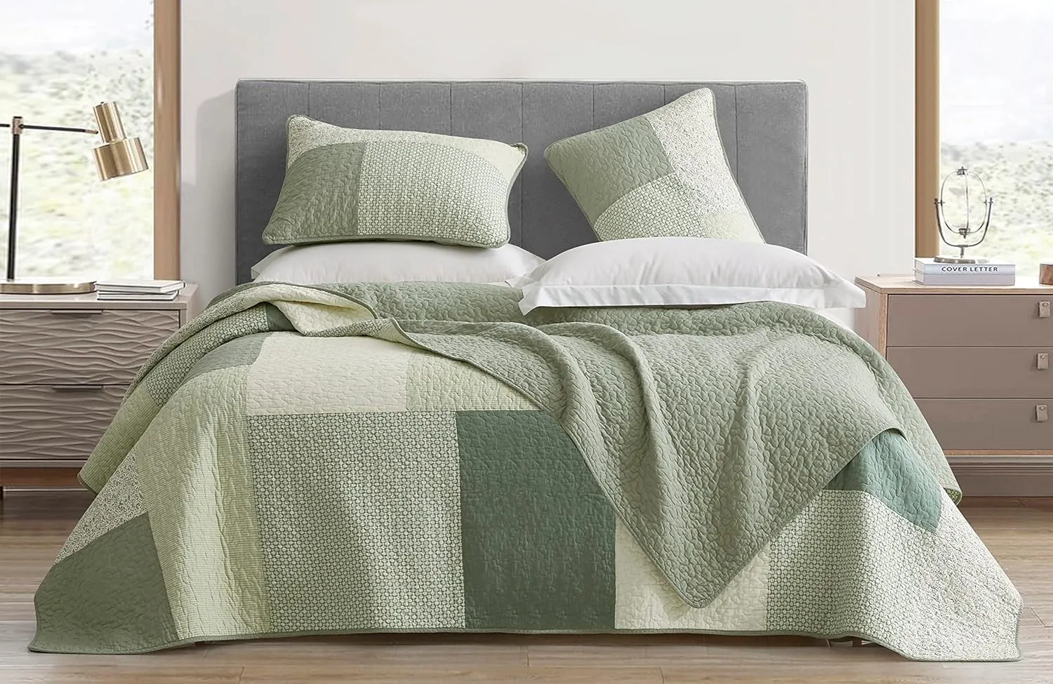 Chezmoi Collection Elm 3-Piece Chic Patchwork Quilt Set - Green Floral Striped Coverlet - Pre-Washed Cotton Lightweight Reversible Bedspread, King Size