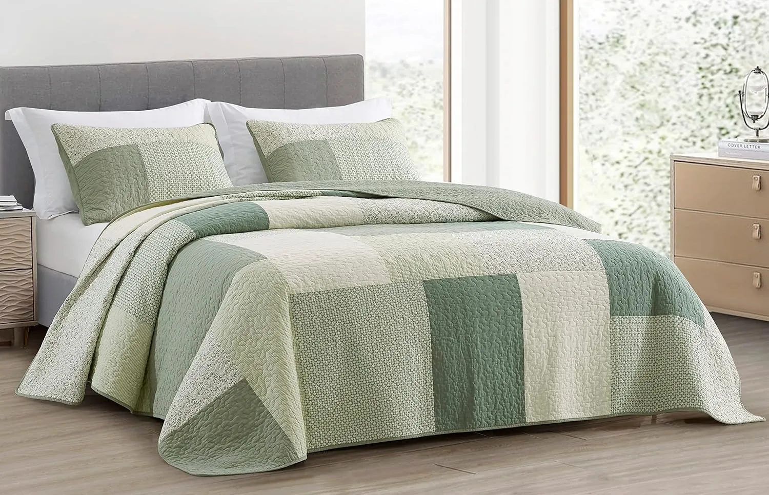 Chezmoi Collection Elm 3-Piece Chic Patchwork Quilt Set - Green Floral Striped Coverlet - Pre-Washed Cotton Lightweight Reversible Bedspread, King Size