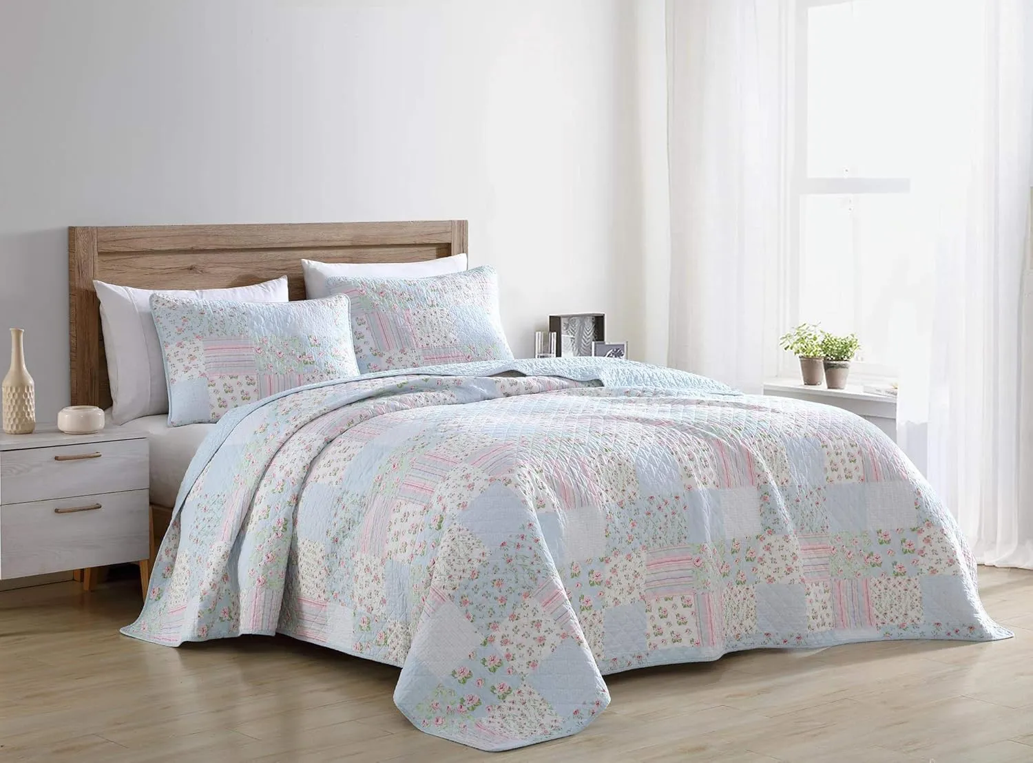 Chezmoi Collection Holly 3-Piece Printed Patchwork Cotton Quilt Set - Flower Floral Candy Stripe Polka Dots - Stone Washed Lightweight Bedspread, Queen Size