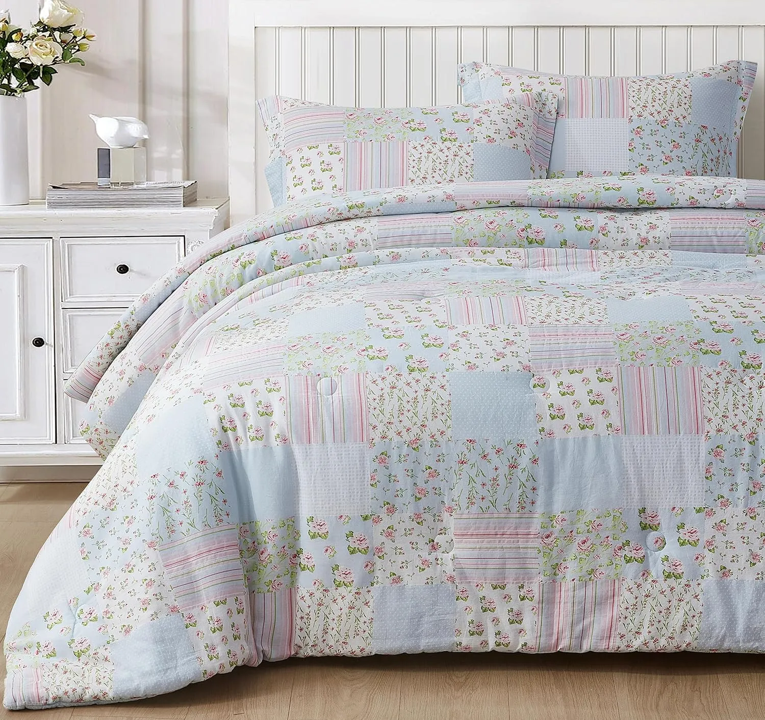 Chezmoi Collection Holly 3-Piece Washed Cotton Comforter Set Queen Size - Floral Bedding Set Blue White Pink Green Polka Dot Printed Patchwork Reversible Lightweight Comforter for All Season