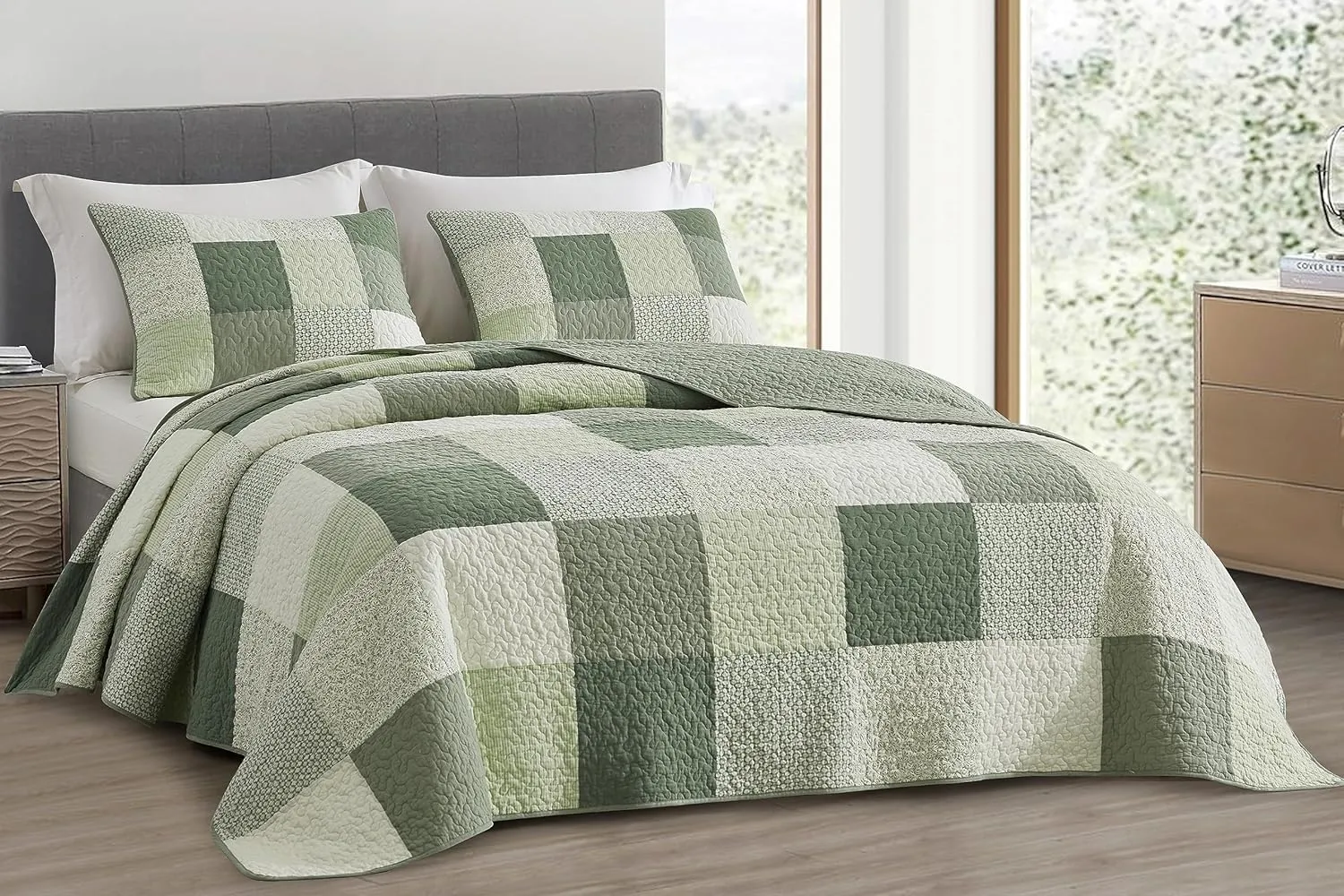 Chezmoi Collection Orna 2-Piece Chic Patchwork Quilt Set - Green Floral Patch Coverlet - Pre-Washed Cotton Lightweight Reversible Bedspread, Twin Size