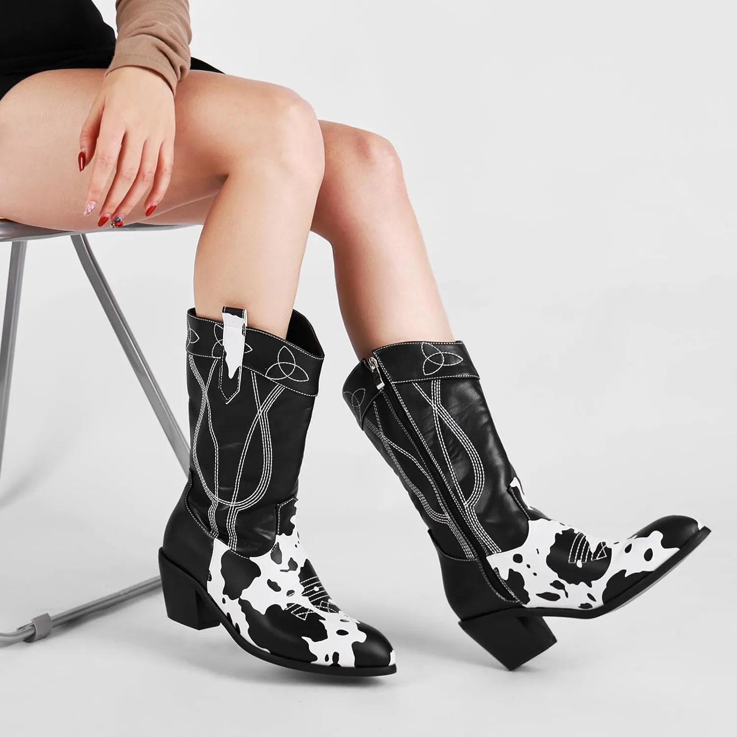 Cozivwaiy Cow Print Boots for Women Patchwork Cowboy Boots Animal Print Half Boots Pull on Chunky Mid Heel Cowgirl Boots