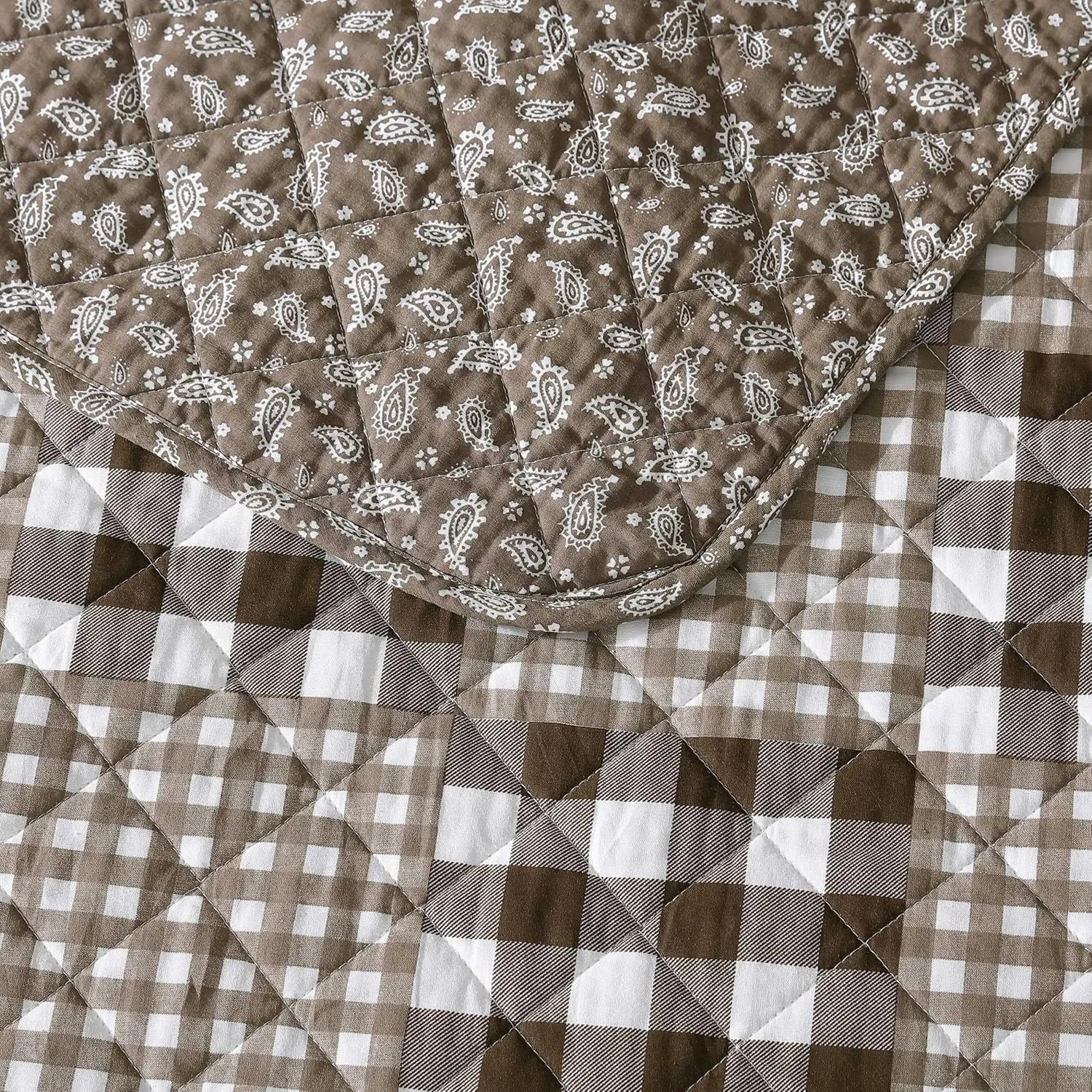 Eddie Bauer - Full/Queen Quilt Set, Reversible Bedding with Matching Shams, Patchwork Home Decor (Gingham Patchwork Brown, Full/Queen)