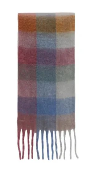 Emma Scarf