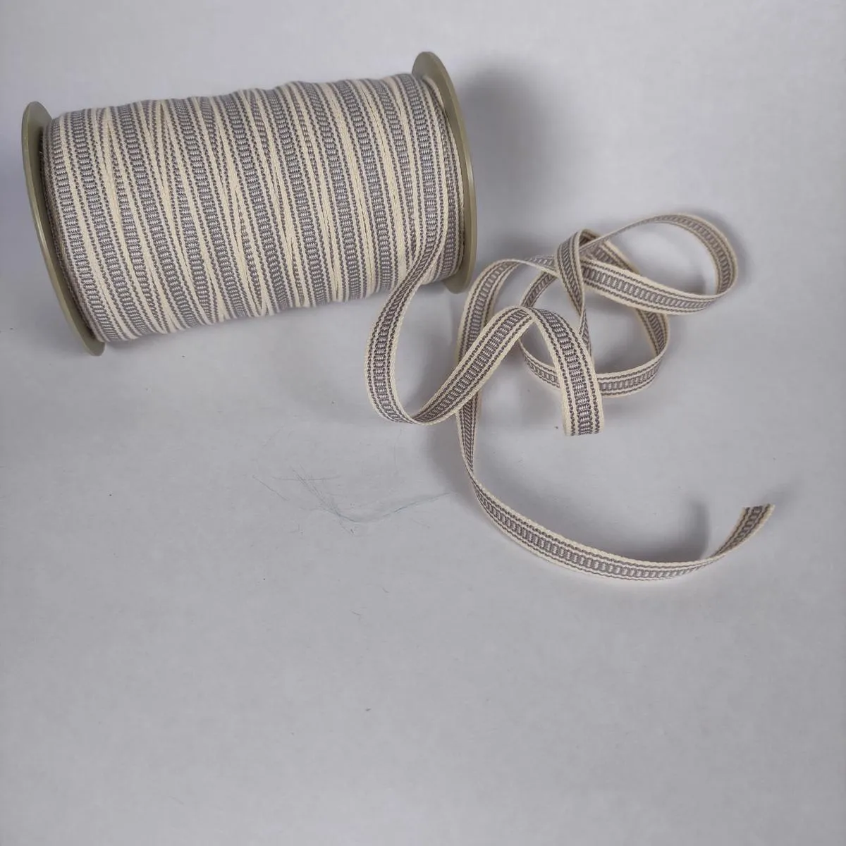 ETHNO - Folk art trim - grey 10mm