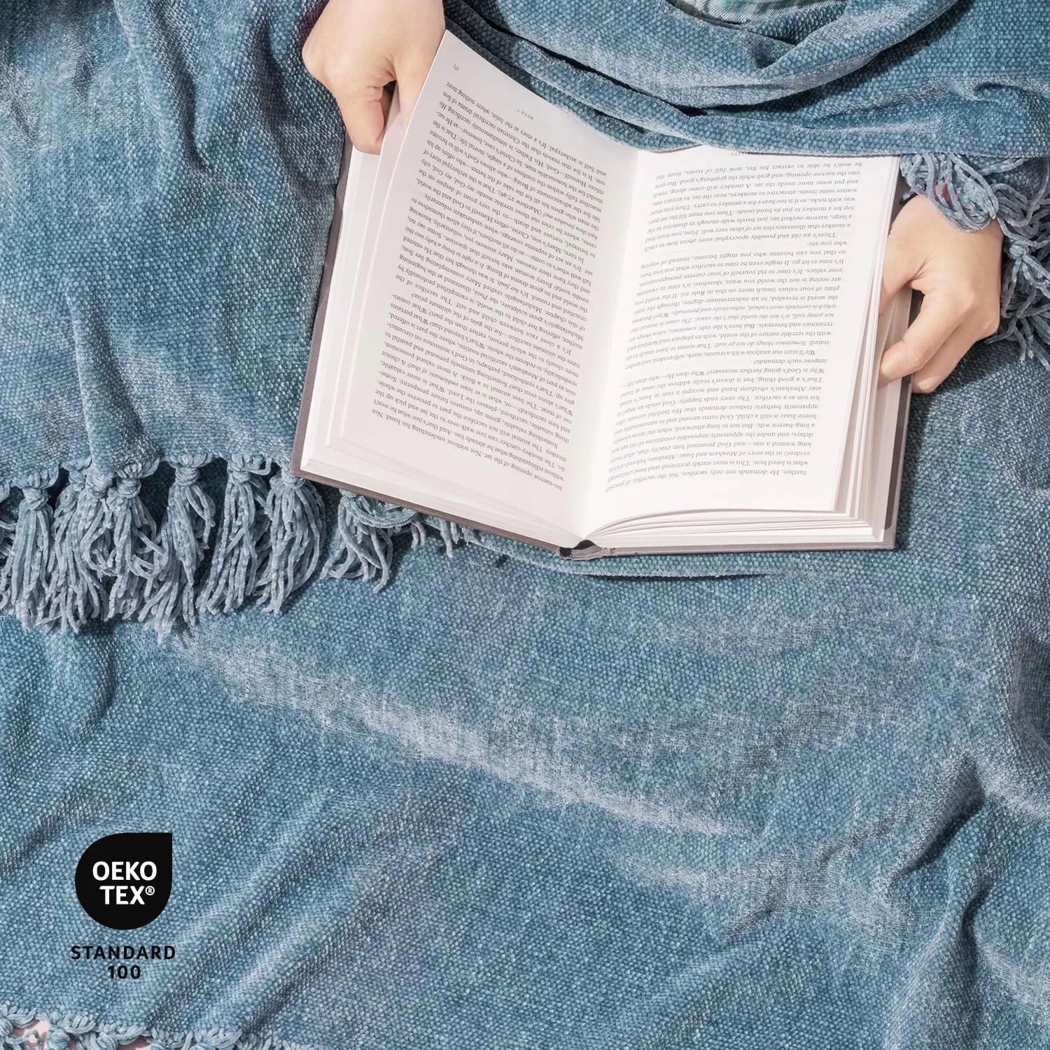 EVERGRACE Soft Chenille Throw Blanket for Couch, Cozy Plush Fuzzy Decorative Chenille Knit Throw Blanket with Tassels, Lightweight Blanket and Throws for Bed Sofa Gift Home Decor, Cloud Blue 50"x60"