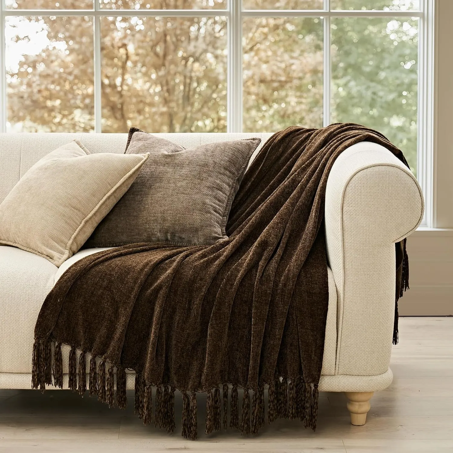 EVERGRACE Soft Chenille Throw Blanket for Couch, Cozy Plush Fuzzy Decorative Chenille Knit Throw Blanket with Tassels, Lightweight Blanket and Throws for Bed Sofa Gift Home Decor, Dark Brown 50"x60"