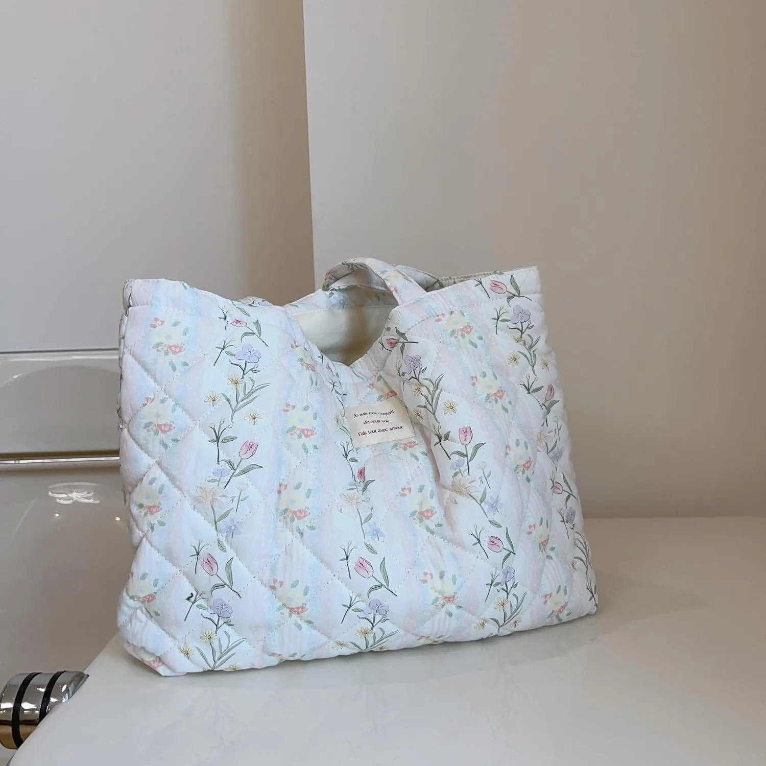 Floral Quilted Cotton Shoulder Bag Set 3-in-1 Handbag with Matching Mini Pouch Cosmetic Bag Large Capacity Tote A053 (Striped floral)