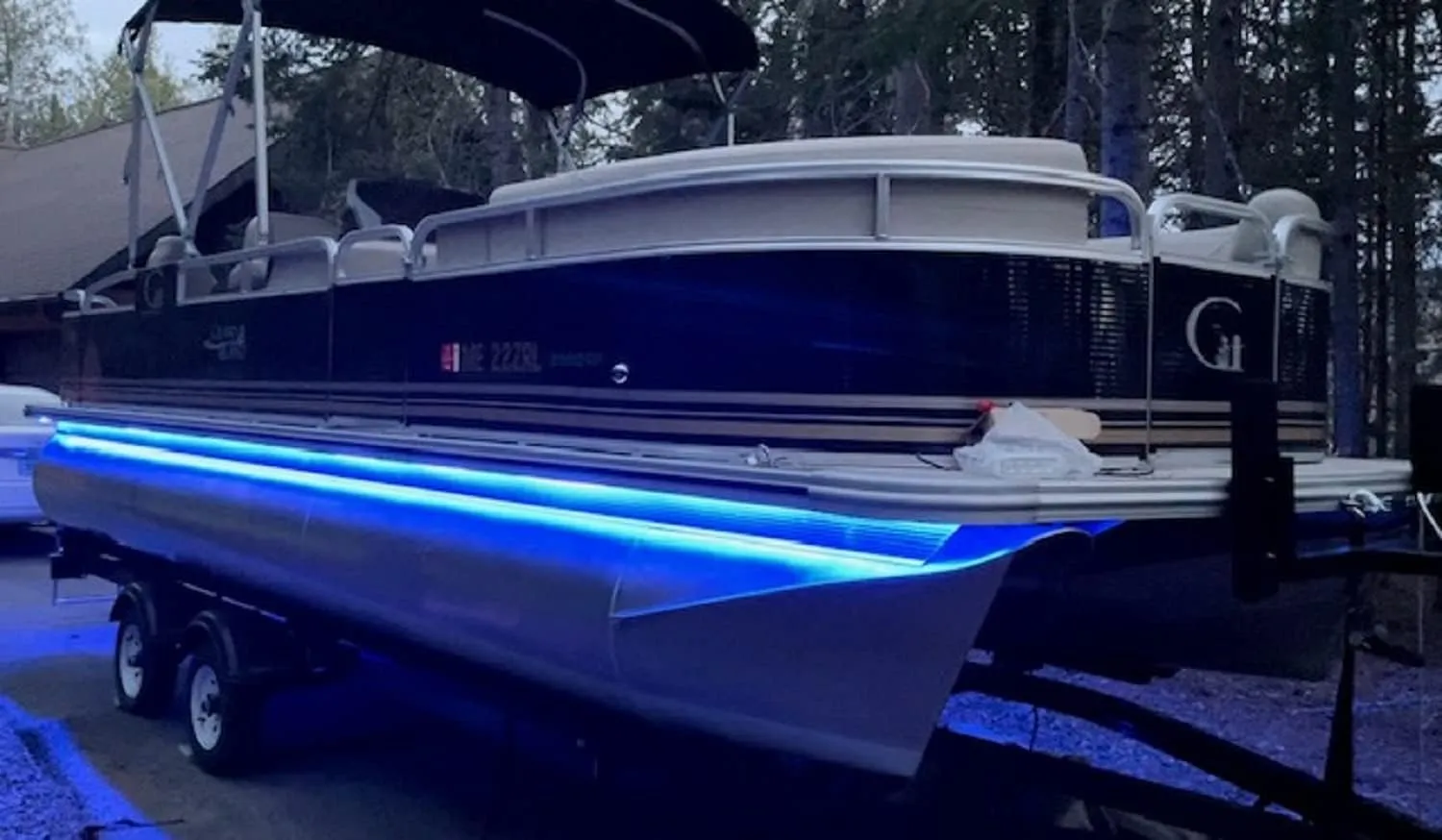 Green Blob Outdoors Pimp My Pontoon LED Under Deck LED Light Strip Kit, Neon Blue 5 Meter Strips Plus Neon Navigation Strips 2 Eech 19ft Strips Complete Kit