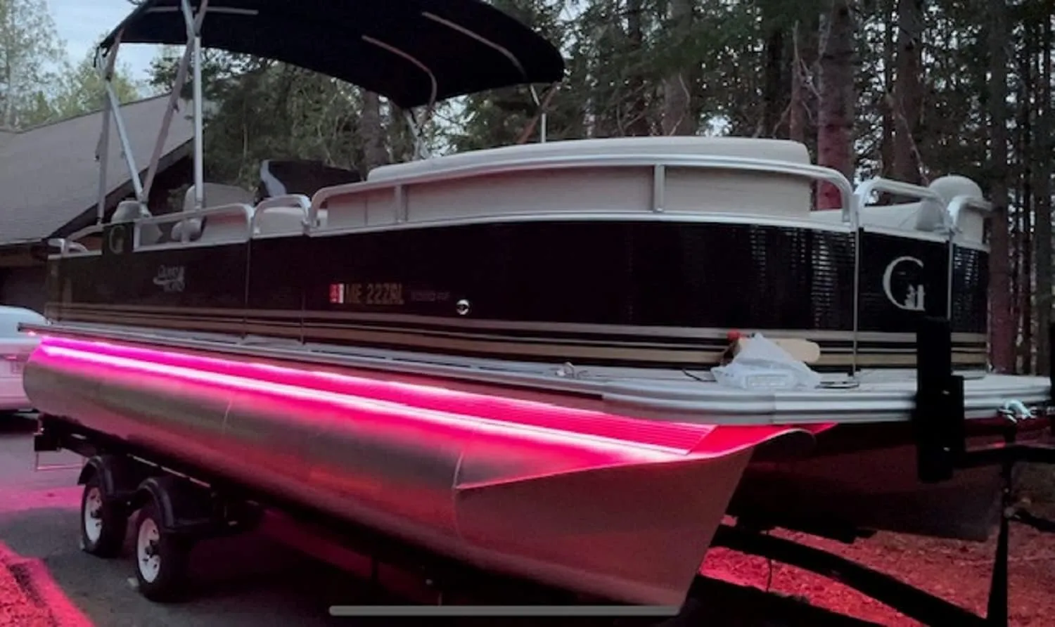 Green Blob Outdoors Pimp My Pontoon Neon Multi-Color with 25ft Waterproof Neon Strips, Underdeck Lighting Kit Includes Stylish Red & Green Navigation Strips