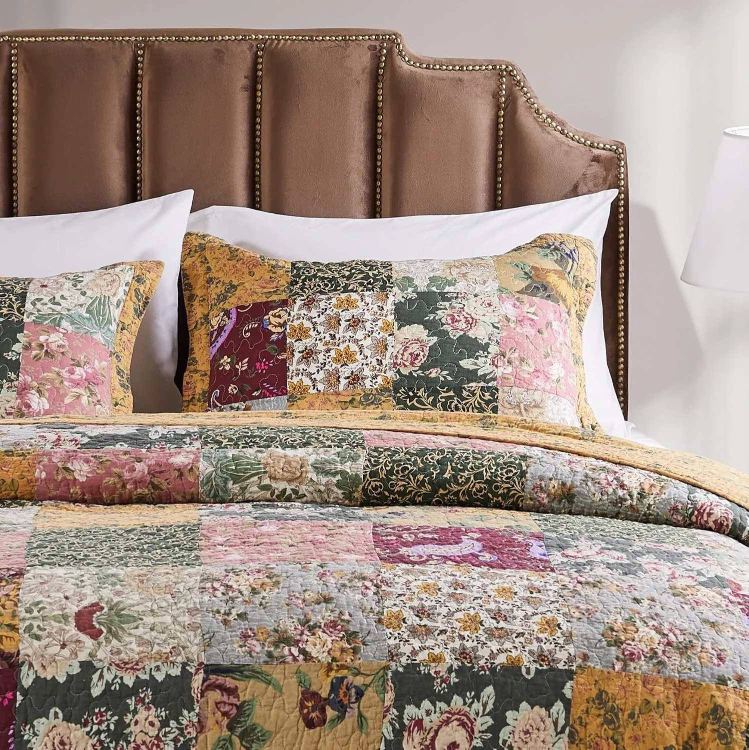 Greenland Home Antique Chic 100% Cotton Authentic Patchwork Quilt Set, with Bedspread Coverage, 3-Piece Jumbo King