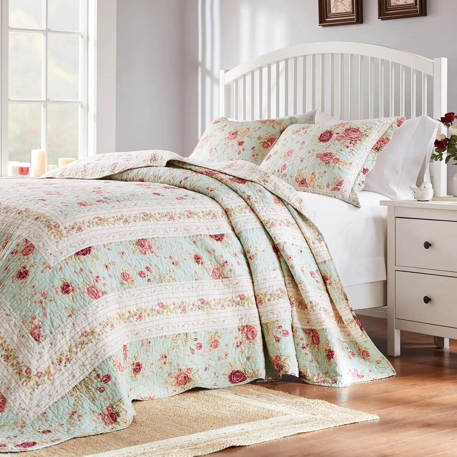 Greenland Home Antique Rose 100% Cotton Heirloom-Quality Bedspread Set, 3-Piece Queen, Blue