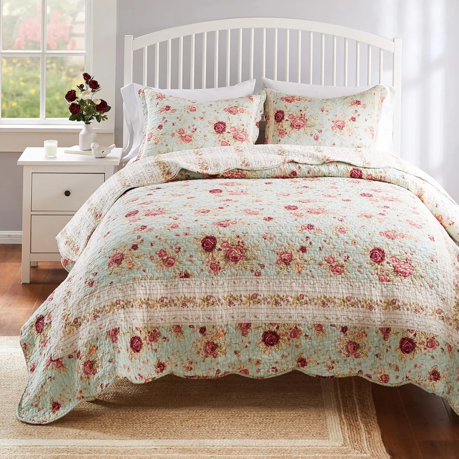 Greenland Home Antique Rose 100% Cotton Heirloom-Quality Quilt Set, 2-Piece Twin/XL, Blue