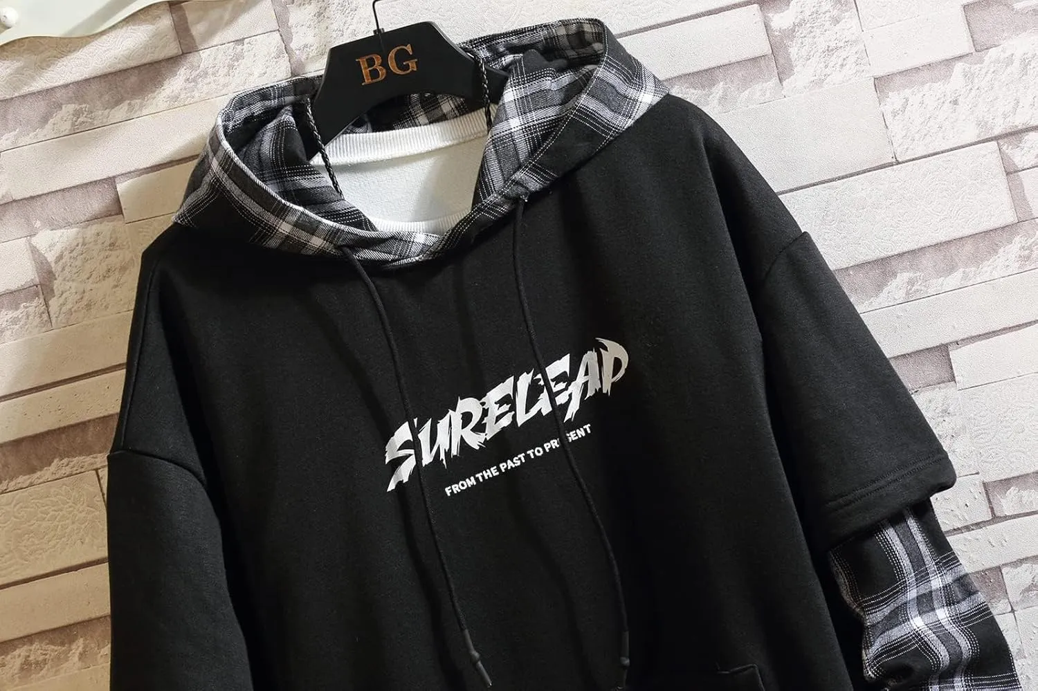 GURUNVANI Japan Style Patchwork Hoodies Men Characters Streetwear Hoodie Men Sweatshirt