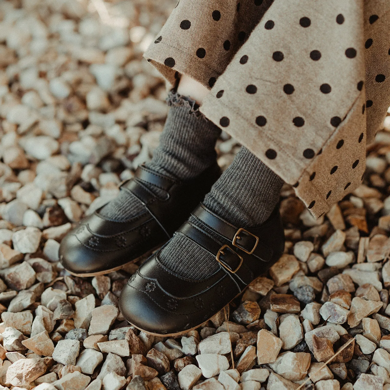 Hailey - Retro Black