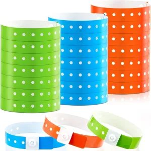 Henoyso 600 Pcs Plastic Wristbands for Events Vinyl Wristband Plastic Bracelet for Events Arm Band Identification for Concerts Carnivals(Green, Blue, Orange)