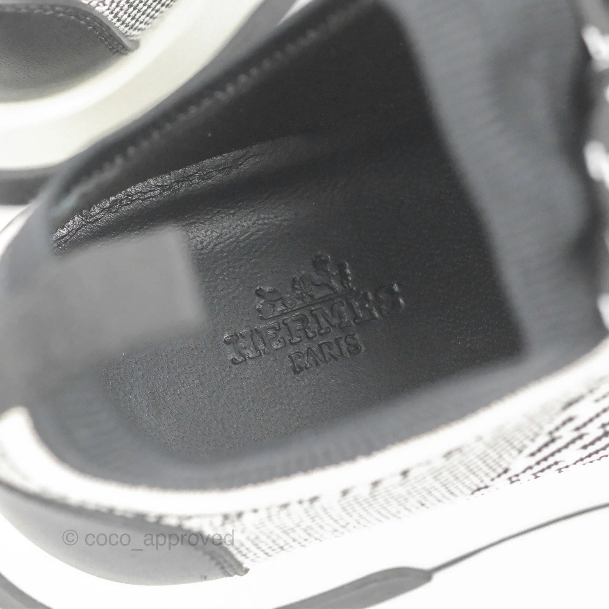 Hermès Addict Sneaker Knit/ Suede Black Size 37.5