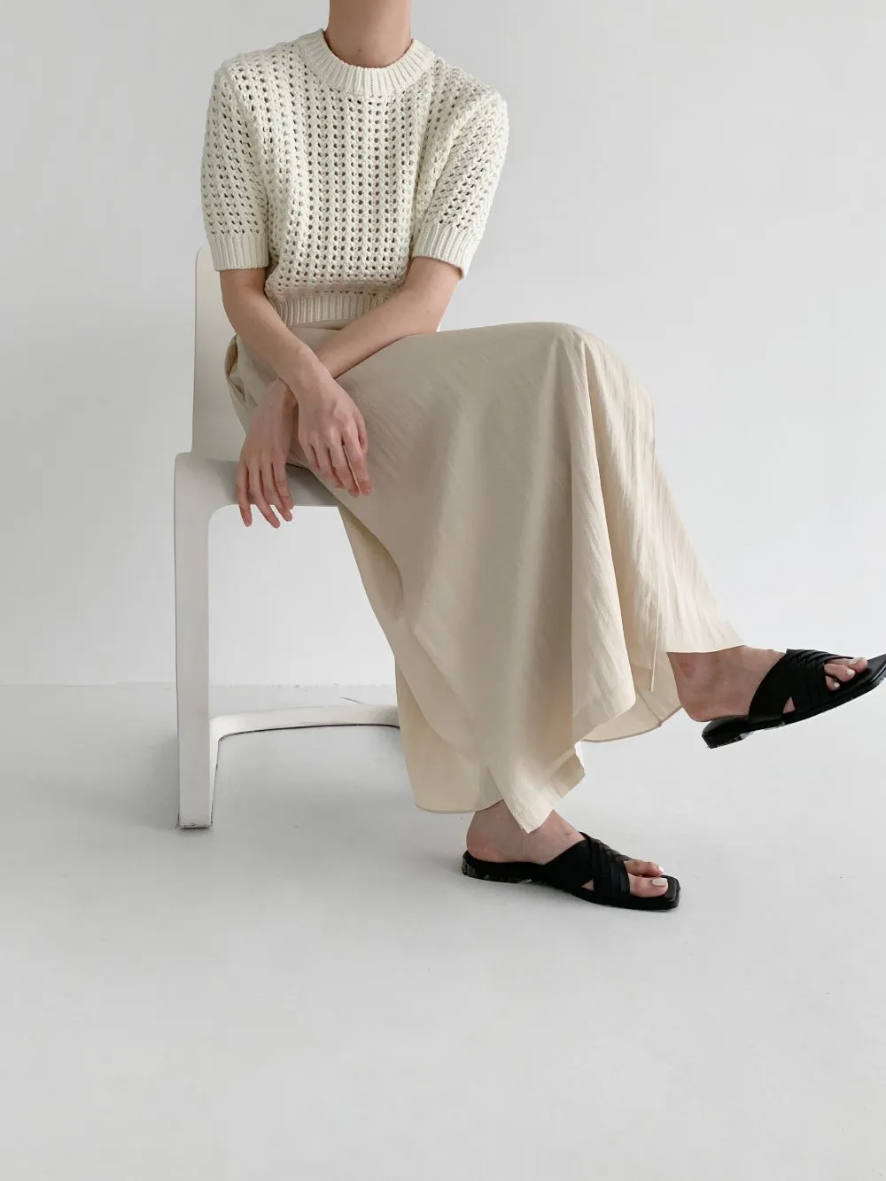 Hole Knit