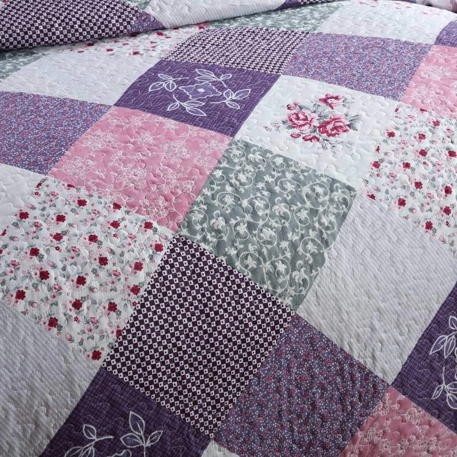 HoneiLife Quilt Set Twin Size - 2 Piece Microfiber Quilts Reversible Bedspreads Patchwork Coverlets Floral Bedding Set All Season Quilts with Geometric and Little Rose Print Pattern，Purple