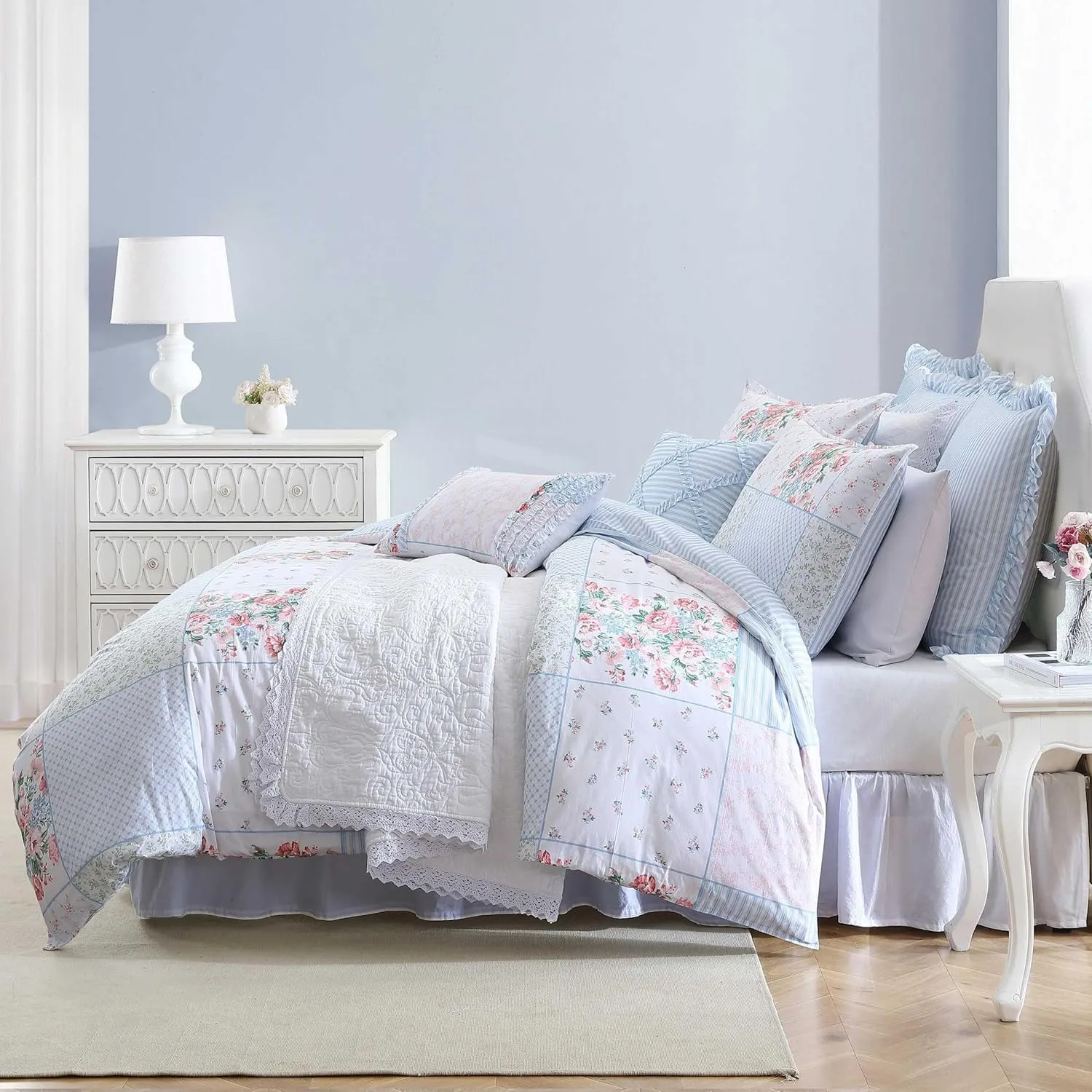 Laura Ashley - Duvet Set, Super Soft & Cozy Bedding, Includes Matching Shams & Bonus Throw Pillow Covers, Luxurious Home Decor (Hope Patchwork Blue, Full/Queen)