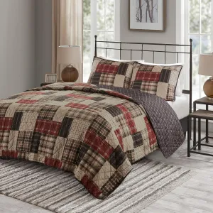 Madison Park Essentials Queen Quilt Set Patchwork Farmhouse, Diamond Quilting Reversible Coverlet Set for Queen Size Bed, Plush Cotton Filled Quilt Set Queen Size, Shams Full/Queen Red/Black 3 Piece