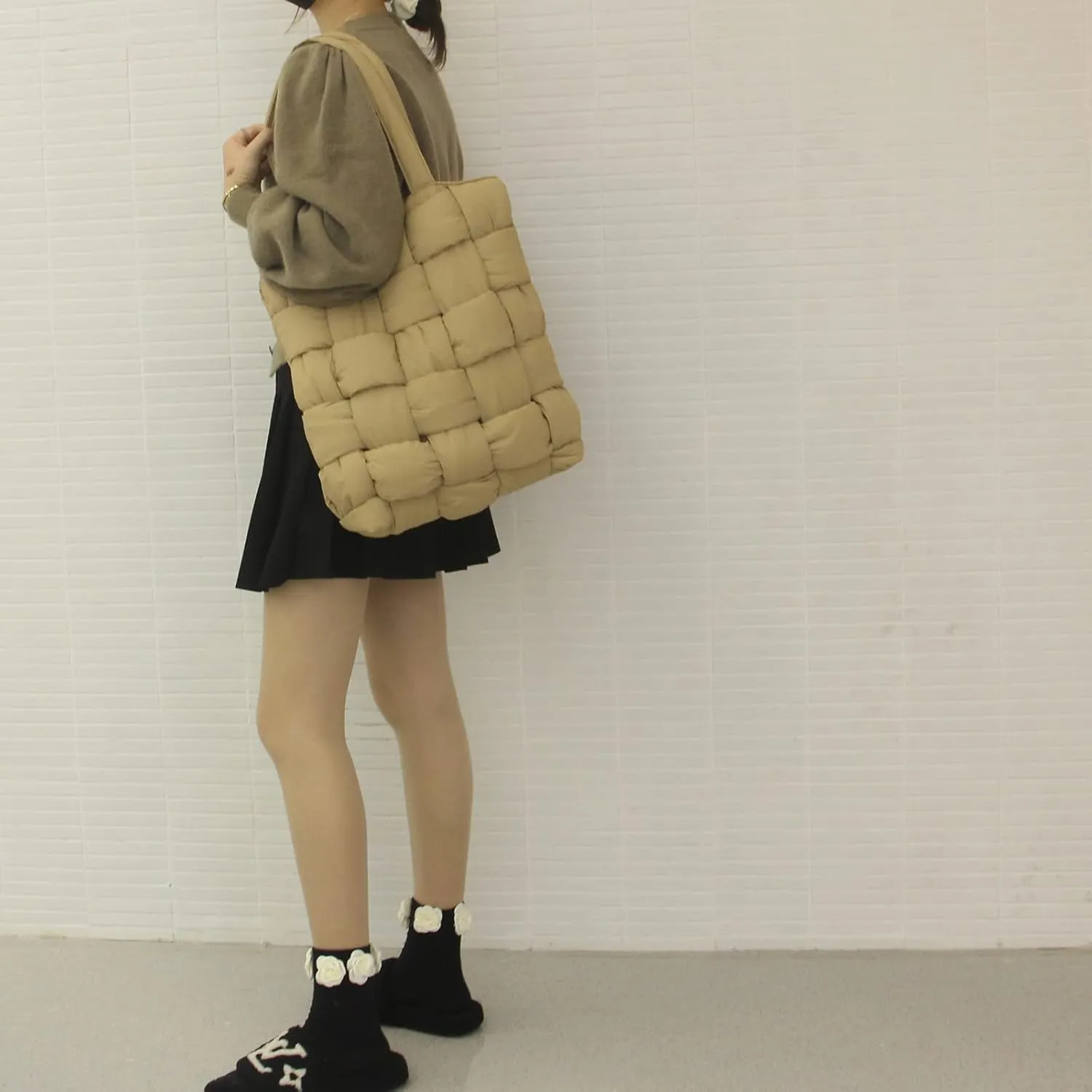 NAARIIAN Shoulder bags for women, Light-weight small puffer purses waterproof, hand-woven puffy bag crossbody handbag