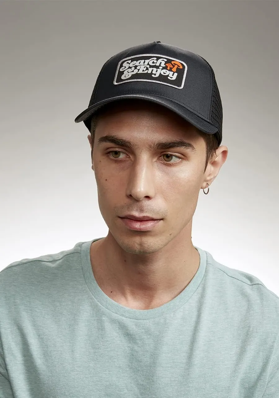 NIXON Searchin Trucker Hat