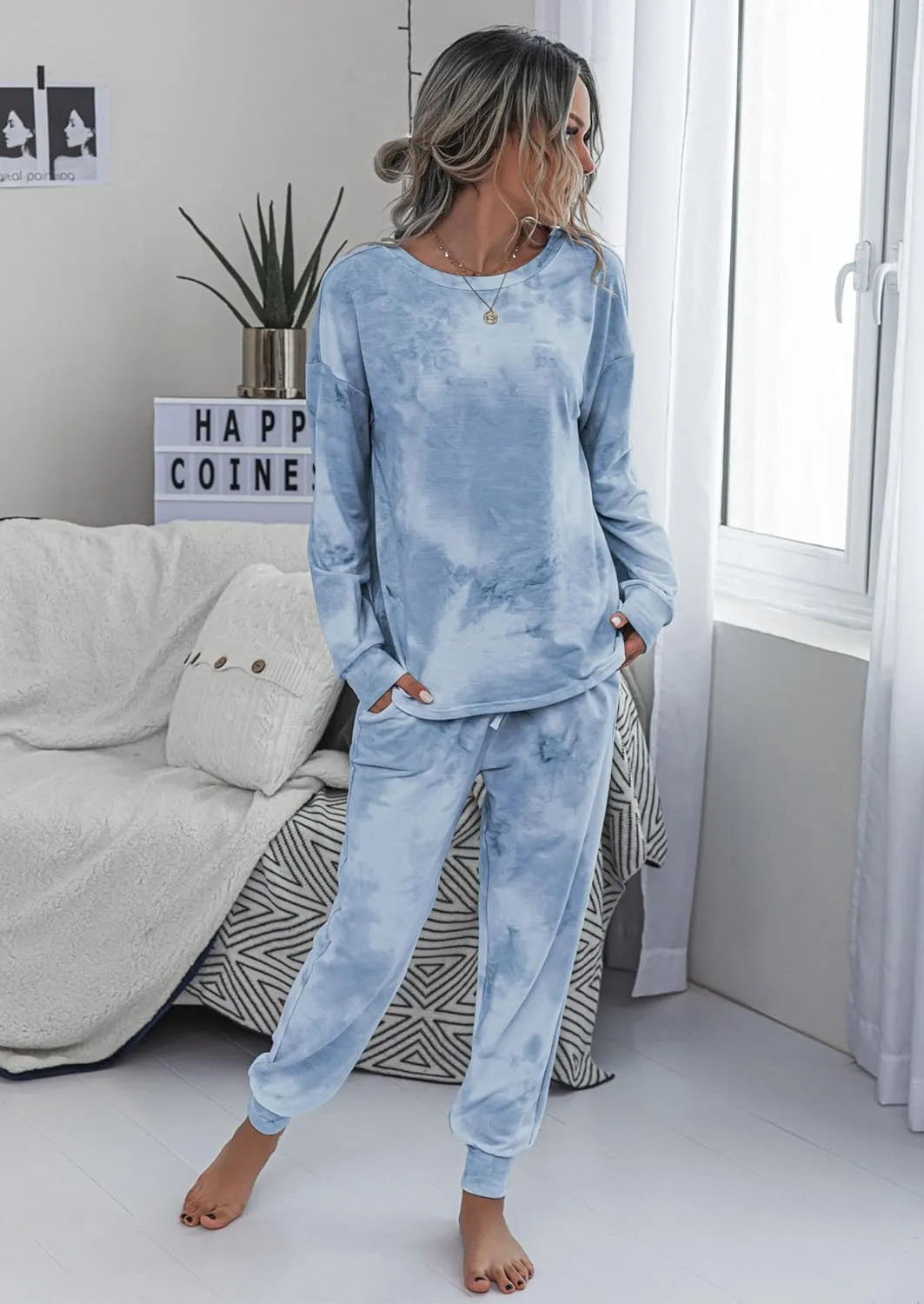 PRETTYGARDEN Women's Tie Dye Two Piece Pajamas Set Casual Long Sleeve Sweatshirt with Long Pants Loungewear